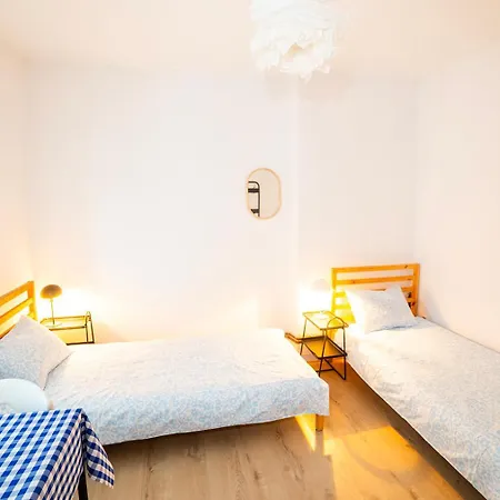 Jamnik Hostal Psary (Trzebnica)
