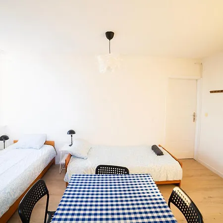 Jamnik Hostal Psary (Trzebnica)